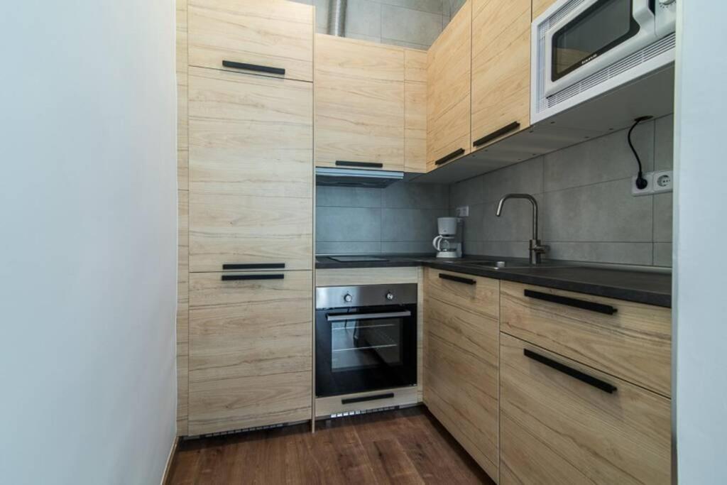 #15Pin-1 Apartamento De Un Dormitorio En Tetuan Madrid Exteriér fotografie