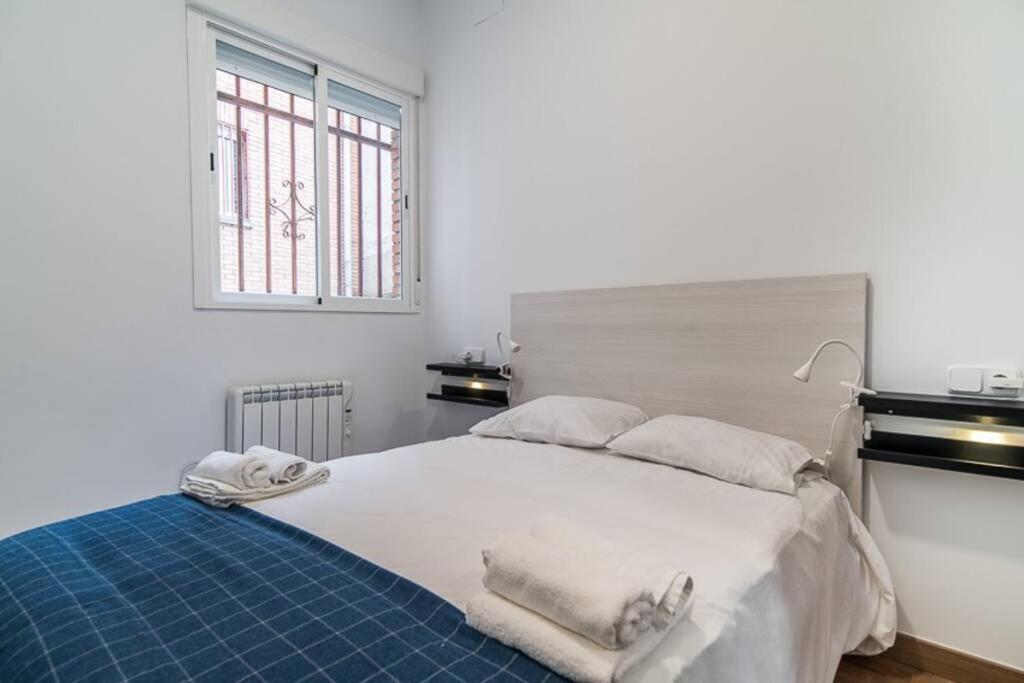 #15Pin-1 Apartamento De Un Dormitorio En Tetuan Madrid Exteriér fotografie