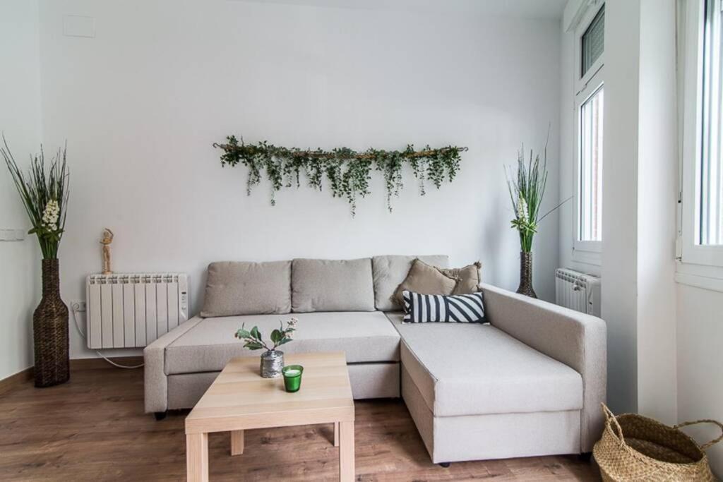 #15Pin-1 Apartamento De Un Dormitorio En Tetuan Madrid Exteriér fotografie