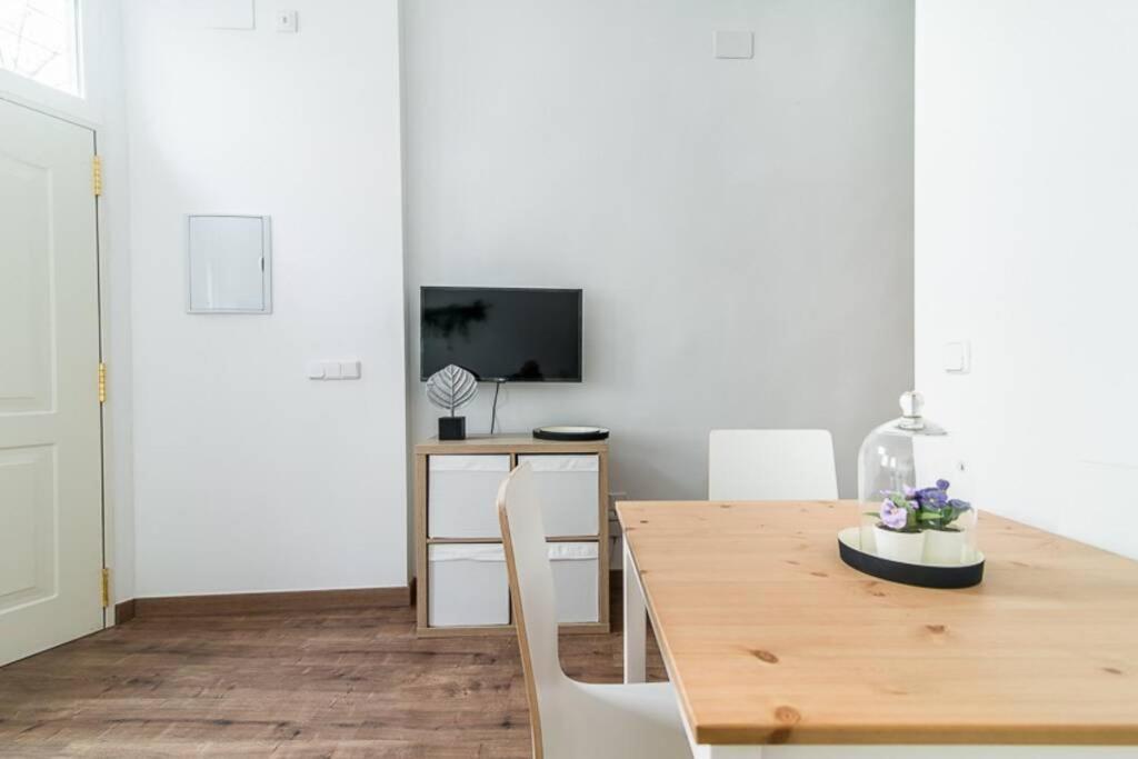 #15Pin-1 Apartamento De Un Dormitorio En Tetuan Madrid Exteriér fotografie