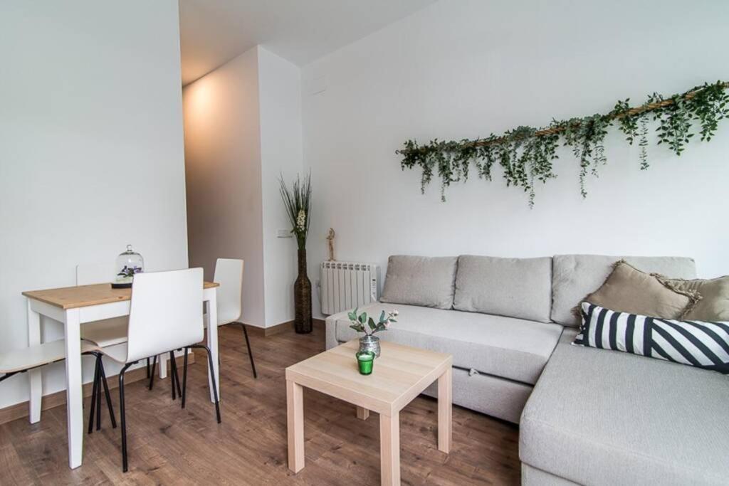 #15Pin-1 Apartamento De Un Dormitorio En Tetuan Madrid Exteriér fotografie