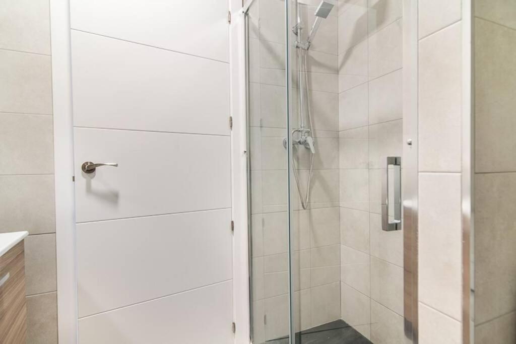#15Pin-1 Apartamento De Un Dormitorio En Tetuan Madrid Exteriér fotografie